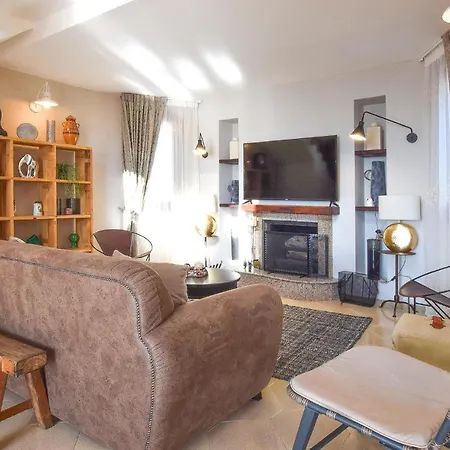 Cozy In With Outdoor Swimming Pool Casa vacanze Ragusa