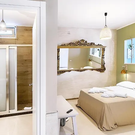Cozy In With Outdoor Swimming Pool Ragusa
